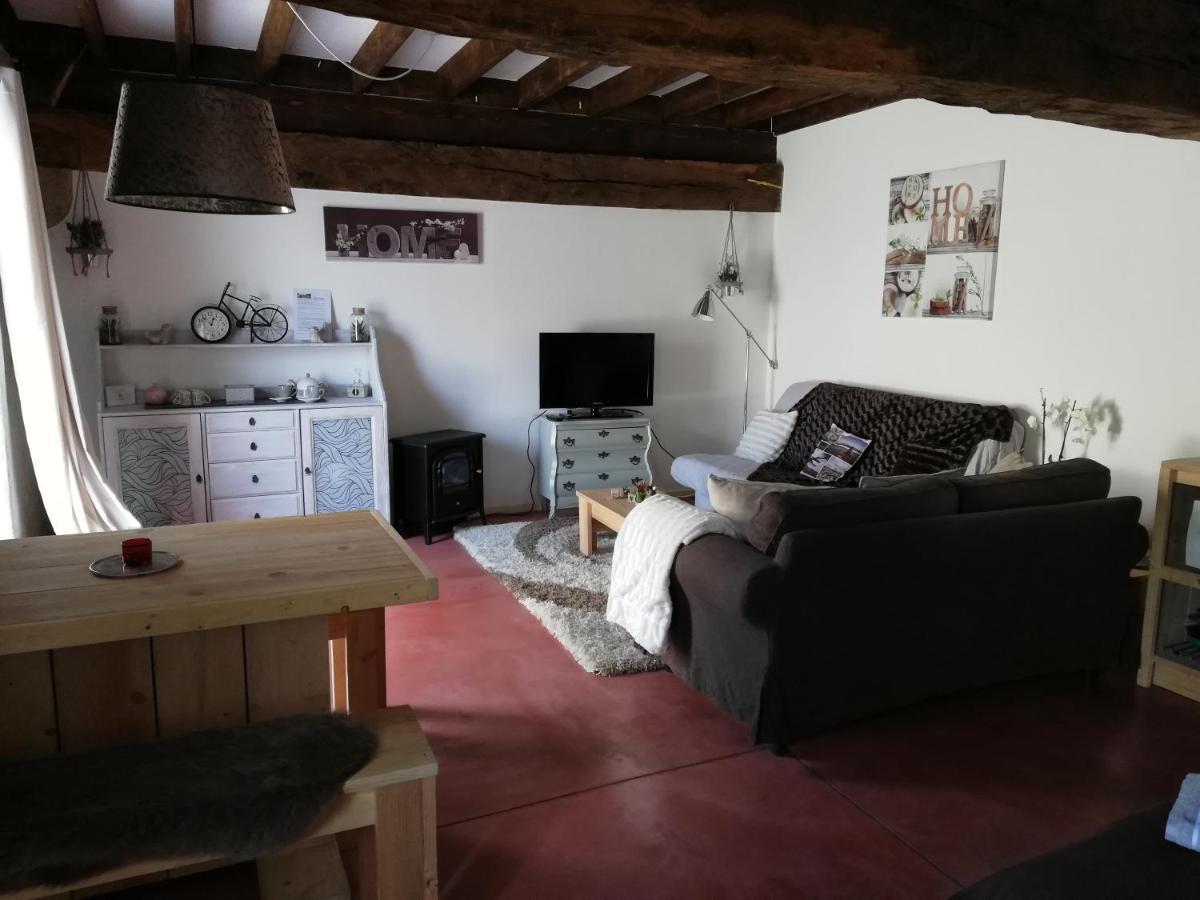 Bed and Breakfast Domaine de La Madeleine Ygrande Exterior foto