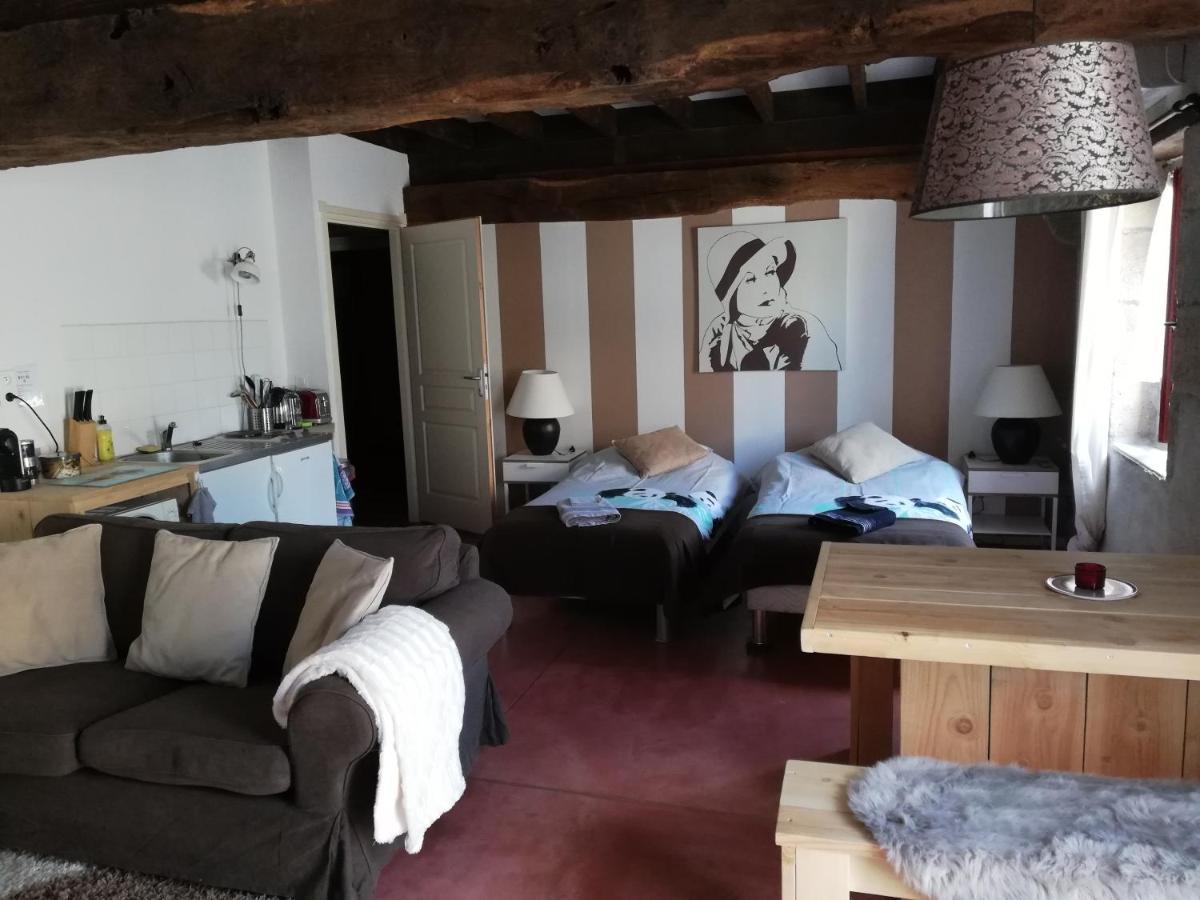 Bed and Breakfast Domaine de La Madeleine Ygrande Exterior foto