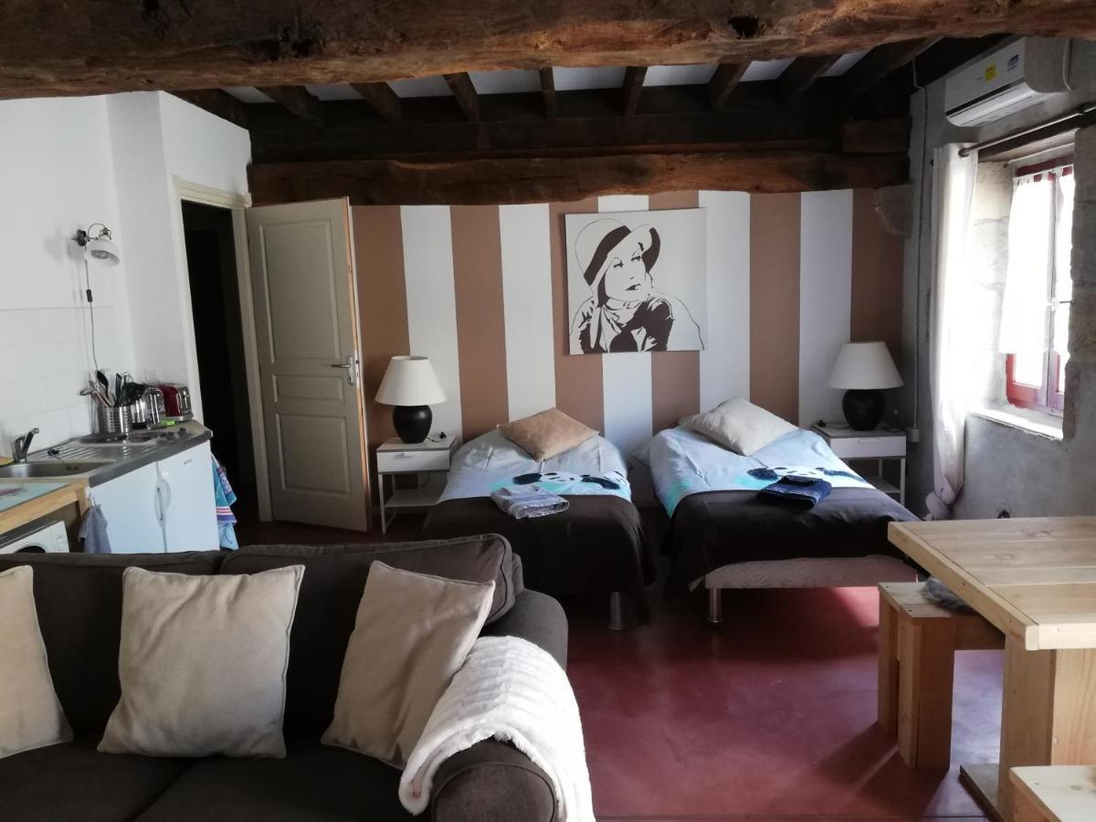 Bed and Breakfast Domaine de La Madeleine Ygrande Exterior foto