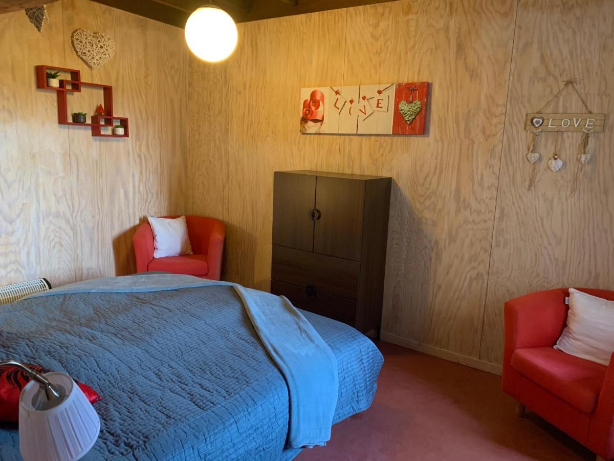 Bed and Breakfast Domaine de La Madeleine Ygrande Exterior foto
